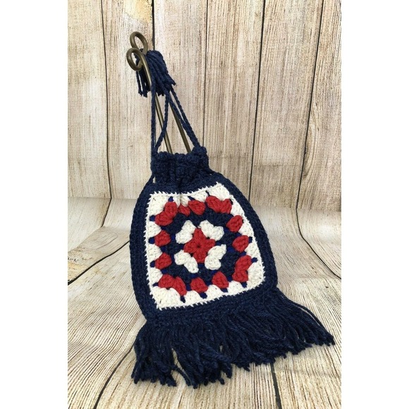 Vtg Handmade Crochet Purse Granny Square Drawstring Fringe Red White Blue Boho - Picture 3 of 8
